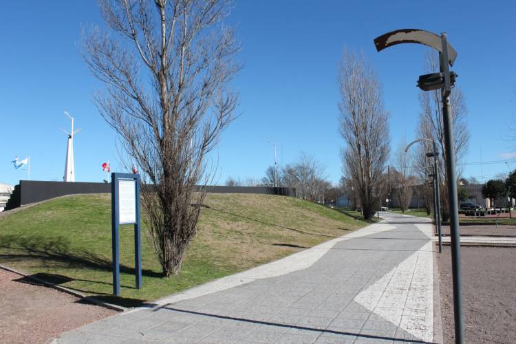 Una mujer denunció que la manosearon en una plaza de Coronel Pringles