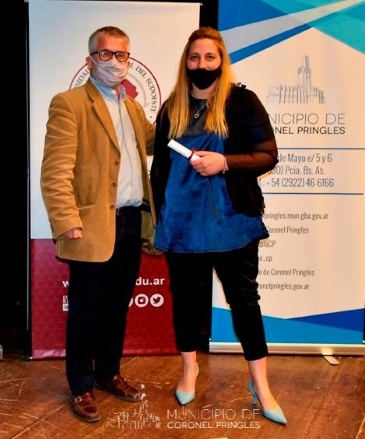 Acto de entrega de títulos