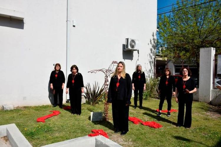 Se Homenajeó a Graciela Bazán