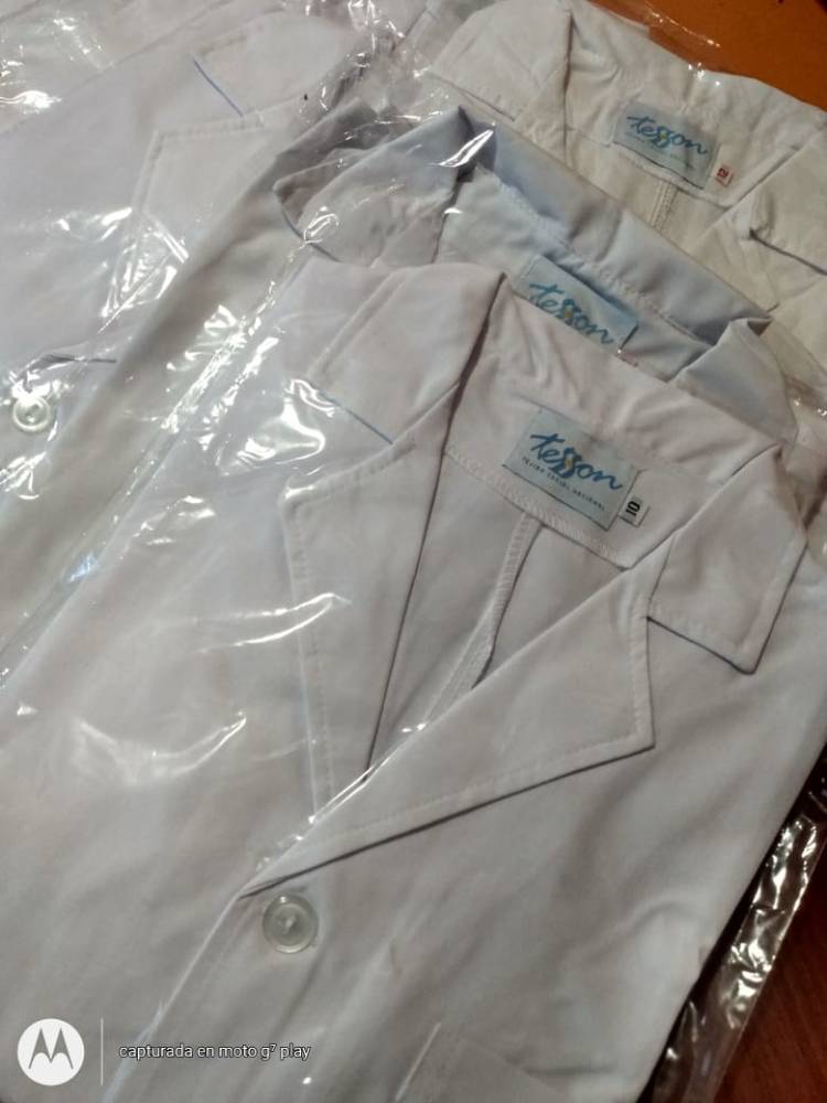 El PJ entregará delantales escolares blancos