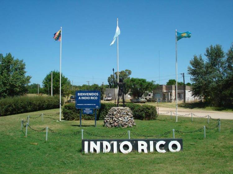 HCD: Mensi planteó una necesidad de transporte para alumnos en Indio Rico