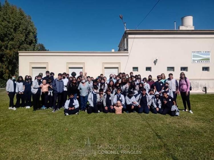 Alumnos visitaron el Hospital