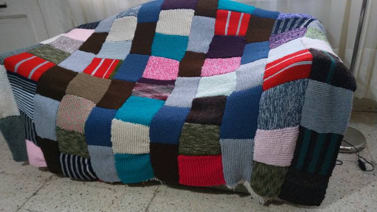 Proyecto de la Asociación Española; "A tejer por vos y por mi" 