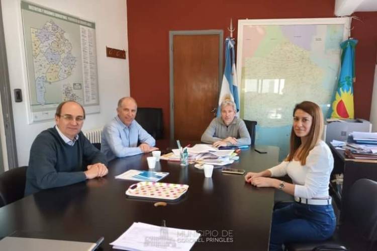 Matzkin estuvo en Infraestructura Escolar