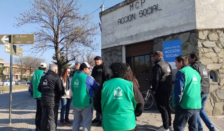 FeSiMuBo hizo un reclamo en Acción Social Municipal