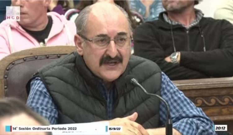 "Veo al Intendente muy preocupado por las elecciones"