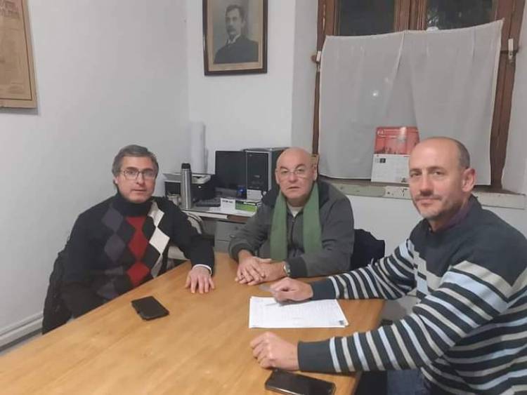 Bajar los requisitos para pasar de año demuestra que no quieren un pueblo educado y libre