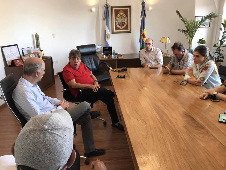 Ruben “Cholo” García, presidió la reunión de Secretarios Generales y Delegados Regionales de los Sindicatos Municipales de la región