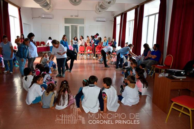 Ya está en marcha el programa de educación en las escuelas referido al cuidado de mascotas