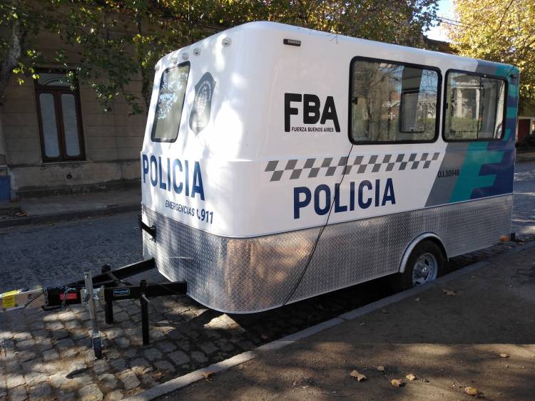 Un proyecto del Concejo Estudiantil movilizó a la policía a disponer de una casilla de seguridad móvil