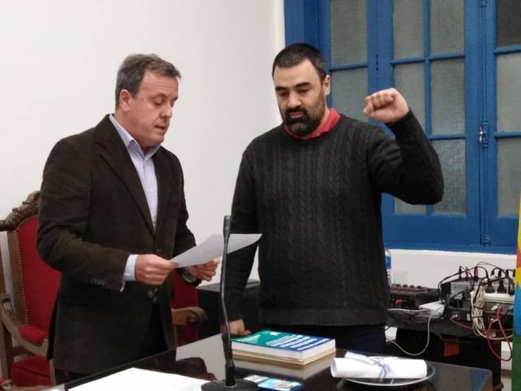 "La agenda política se derechizó con Massa, Milei y Bullrich"