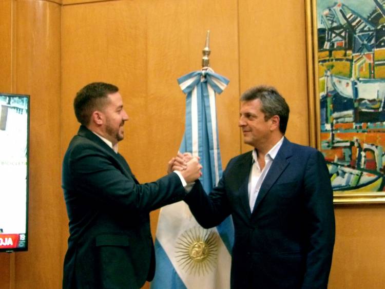 "Sergio Massa tiene capacidad para gobernar el país"