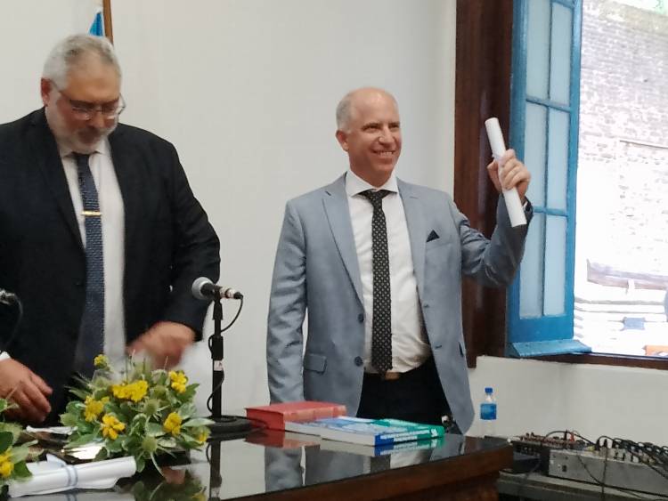 Lisandro Matzkin asumió su segundo mandato al frente de la Comuna local