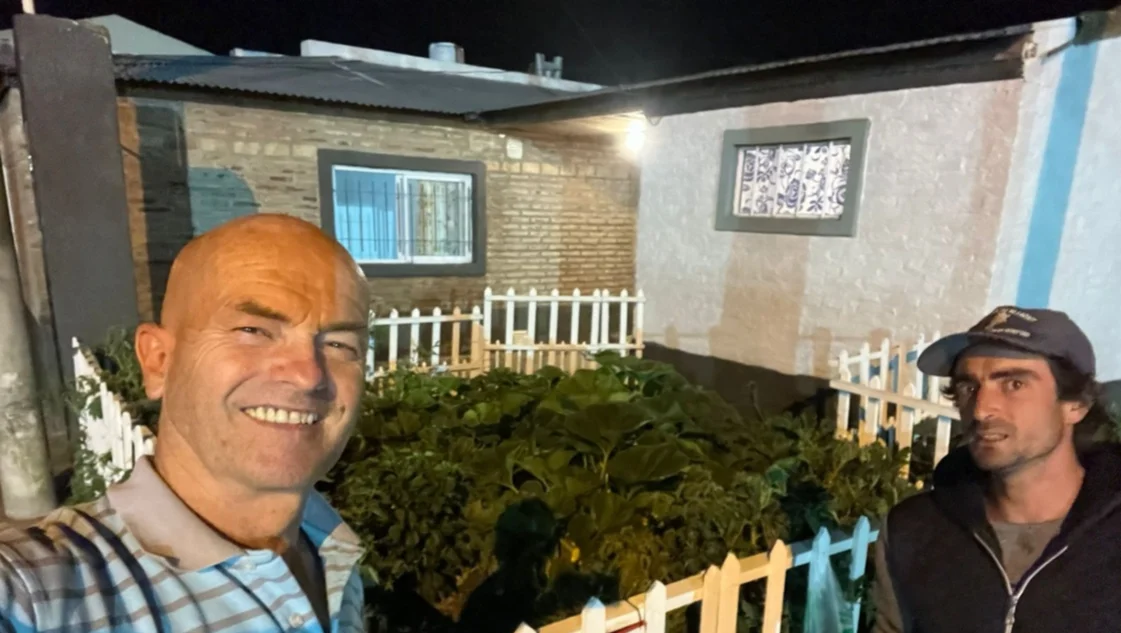 Dos vecinos sorprendieron en Pringles: crearon una huerta comunitaria