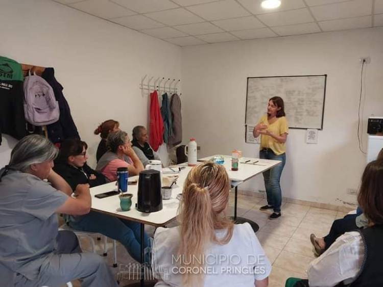 Capacitación en Tercera Edad