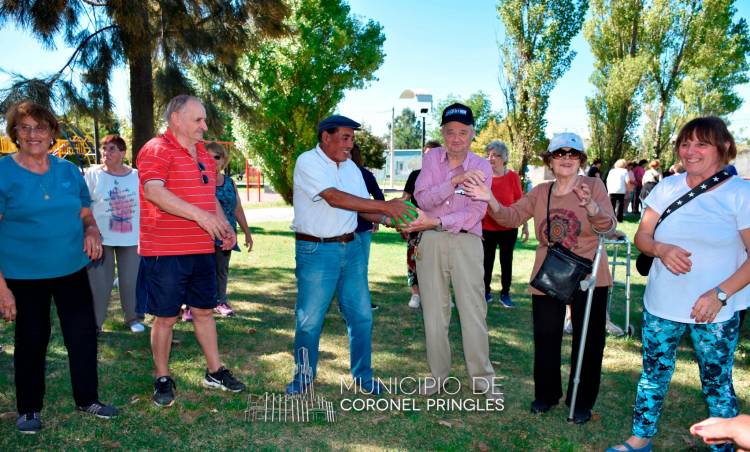 Inició la Colonia de Adultos Mayores