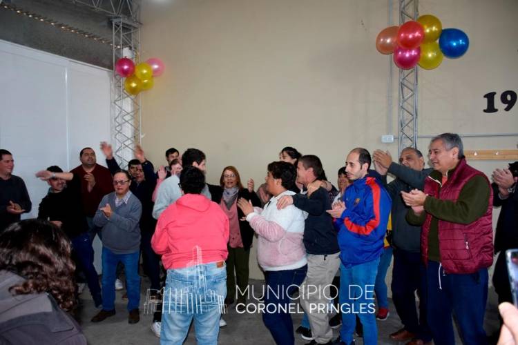 El Taller Protegido Esperanza celebró sus 40 años de vida institucional en un ambiente cargado de emociones y alegría