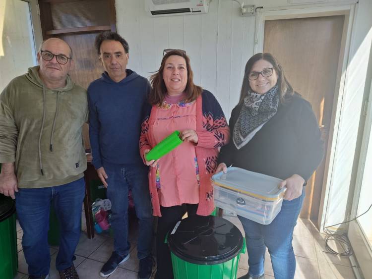 El Consejo Escolar hizo entrega de utensilios a escuelas del distrito