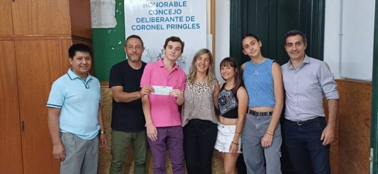 HCD: Entrega del tercer premio del Certámen del Honorable Concejo Estudiantil