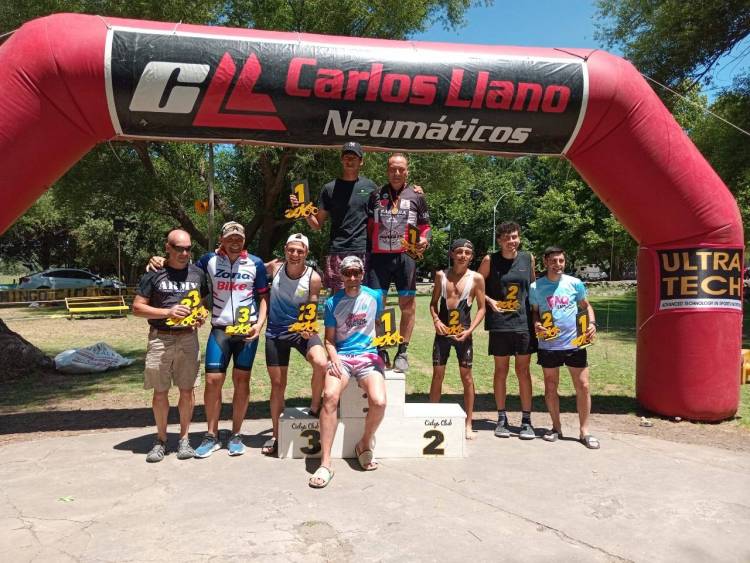 Se vivió la 22° Edición del Triatlón "Conono" González en Coronel Pringles