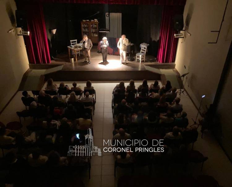 Llegó el tetro a "Agenda Abierta"con "Sentido Menaje"