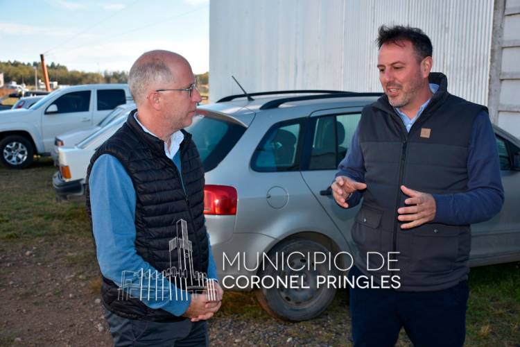 Matzkin visitó una empresa local