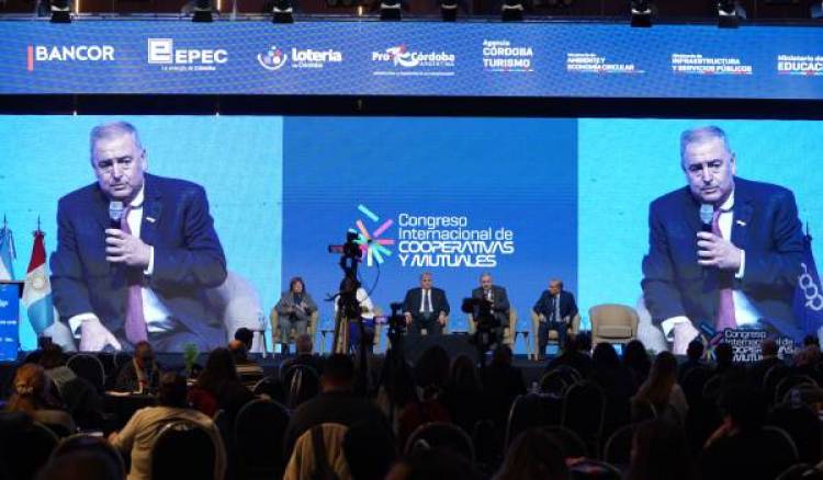 "El cooperativismo y el mutualismo tienen mucho para aportar al desarrollo local y global"