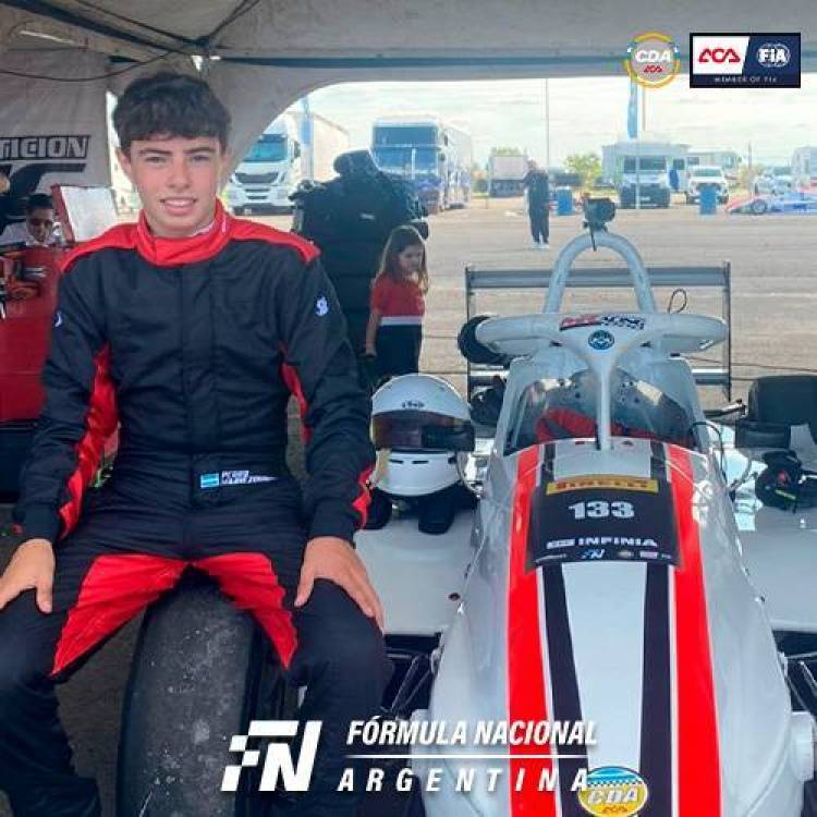 Fórmula Nacional: Pedro Mariezcurrena logró la tercera posición en el Campeonato de Equipos