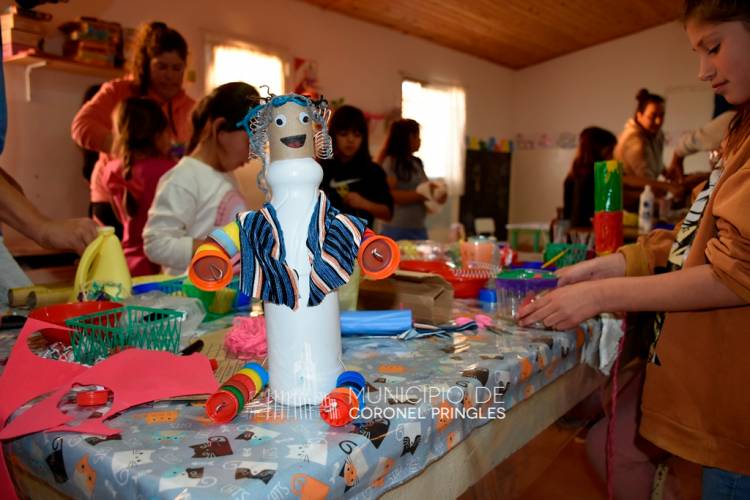 Gran participación en el Taller de eco juguetes