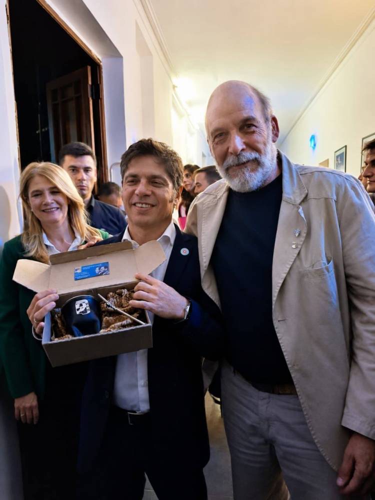 Referentes Peronistas de Pringles acompañan al Gobernador Axel Kiciloff
