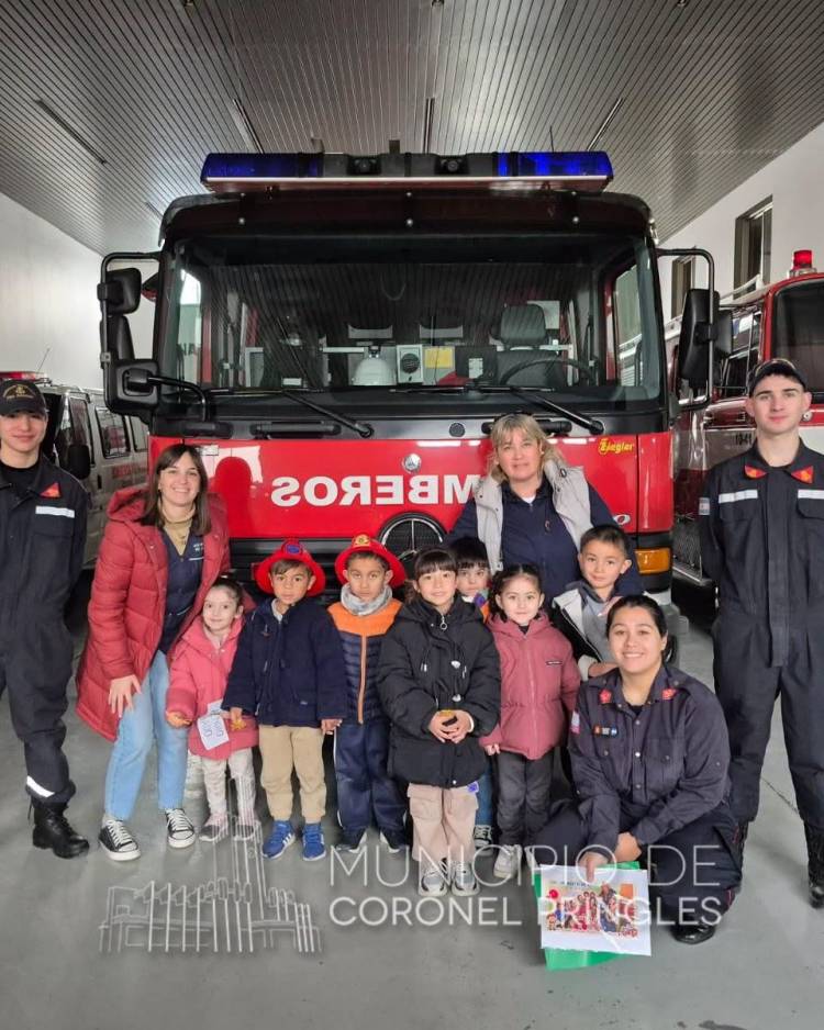 Una mañana de aprendizaje junto a nuestro Bomberos Voluntarios