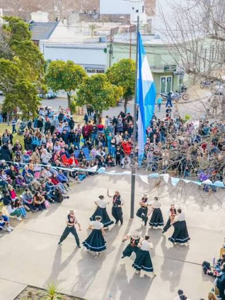 HCD: Solicitan se declare de Interés Municipal la "Feria de Colectividades"