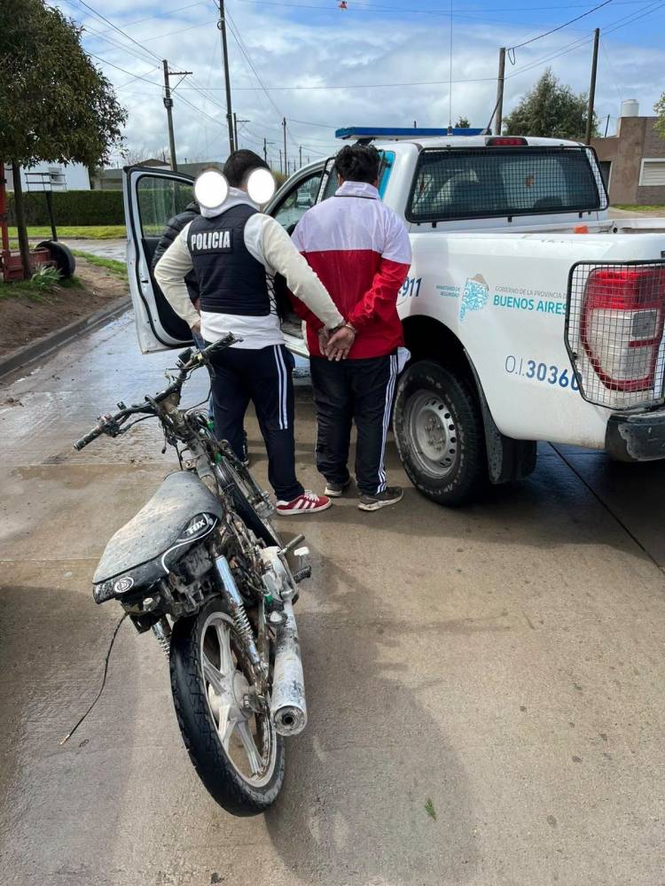 Policial: Recuperar una moto y hubo un aprehendido